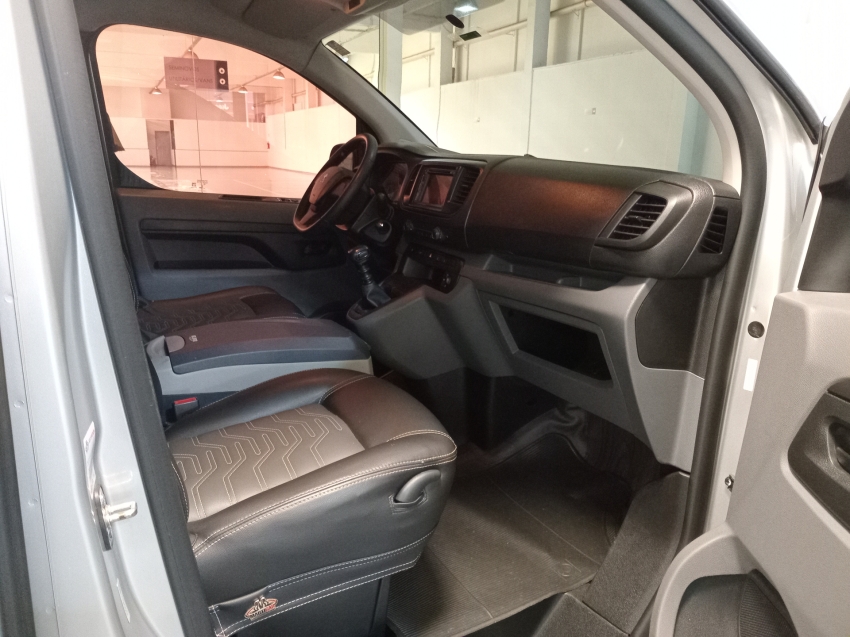 peugeot expert 1.5 bluehdi diesel vitre manual 4p 20237