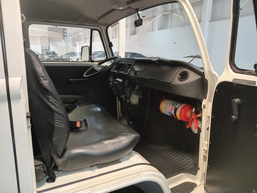 volkswagen kombi 1.4 mi std lotacao 8v flex 3p manual 20107