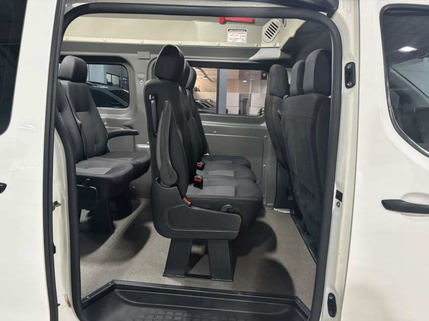 peugeot expert 1.6 bluehdi diesel minibus manual 4p 202210