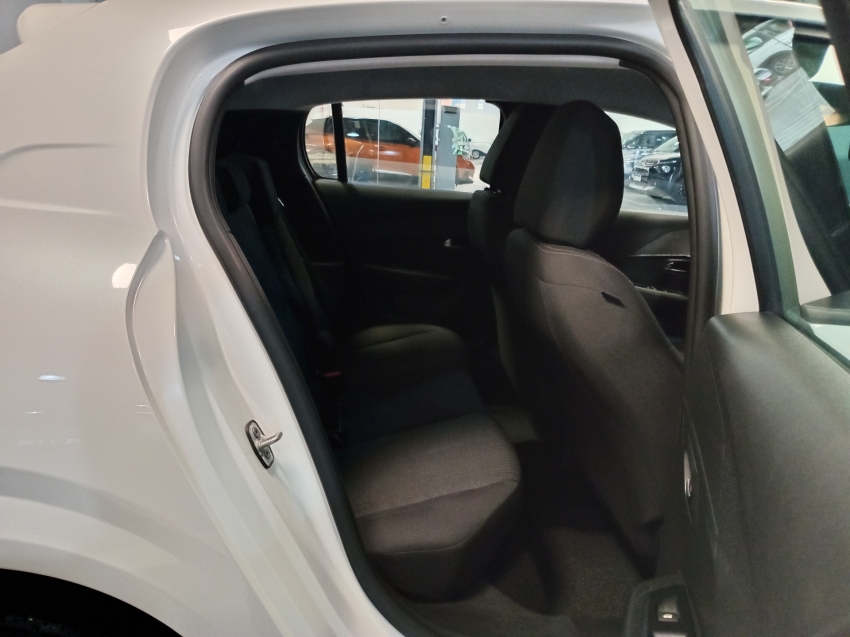 peugeot 208 1.6 16v flex active at6 4p automatico 202210