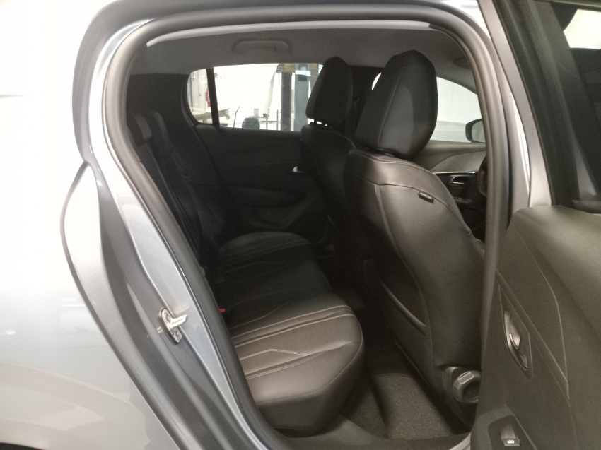 peugeot 208 1.6 16v flex allure at6 4p automatico 202310