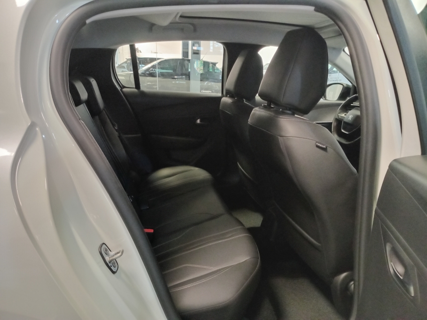 peugeot 208 1.6 16v flex griffe at6 4p automatico 202310