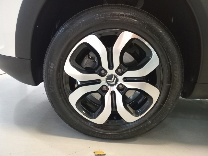 citroen c4 cactus 1.6 vti 120 flex feel eat6 4p automatico 202415
