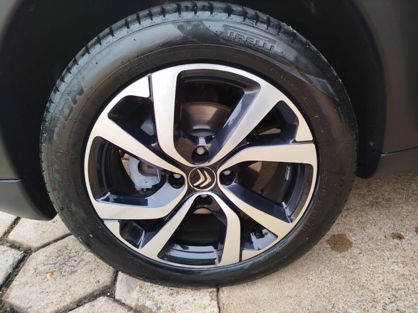 citroen c4 cactus 1.6 thp flex shine pack eat6 4p automatico 2023 citroen c4 cactus 1.6 thp flex shine pack eat6 4p automatico 2023