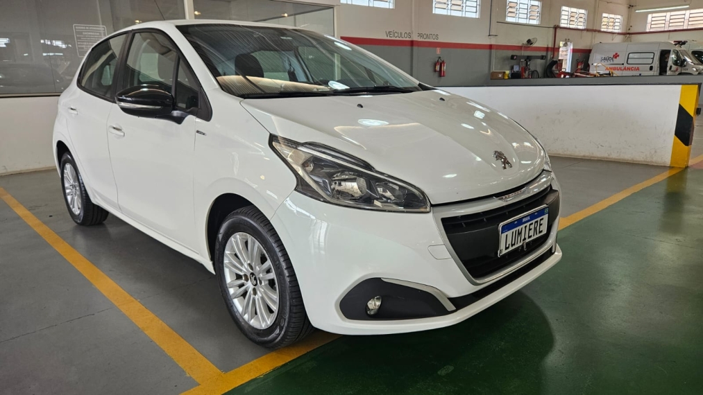 peugeot 208 1.6 inconcert 16v flex 4p automatico 2019 peugeot 208 1.6 inconcert 16v flex 4p automatico 2019