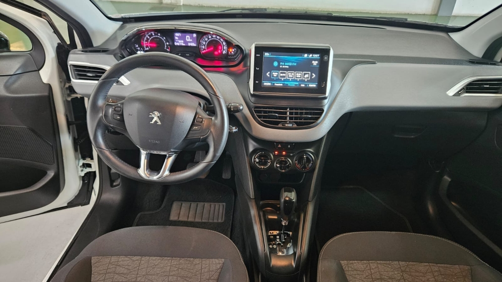peugeot 208 1.6 inconcert 16v flex 4p automatico 2019 peugeot 208 1.6 inconcert 16v flex 4p automatico 2019