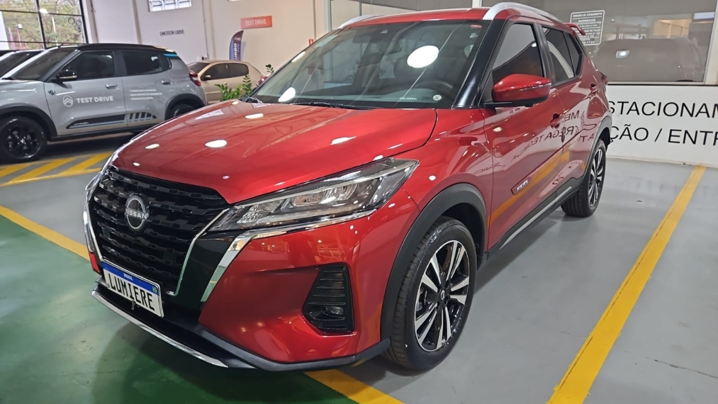 nissan kicks 1.6 16v flexstart exclusive xtronic flex 4p automatico 2023