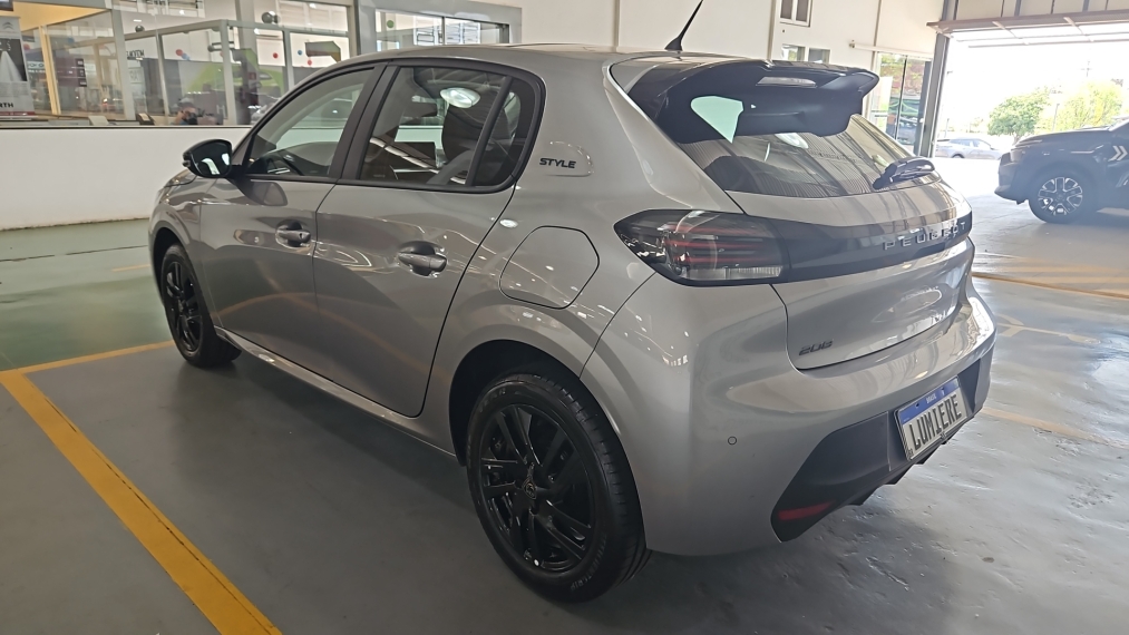 peugeot 208 style