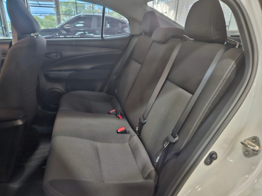 toyota yaris 1.5 16v flex sedan xl multidrive 4p automatico 20246