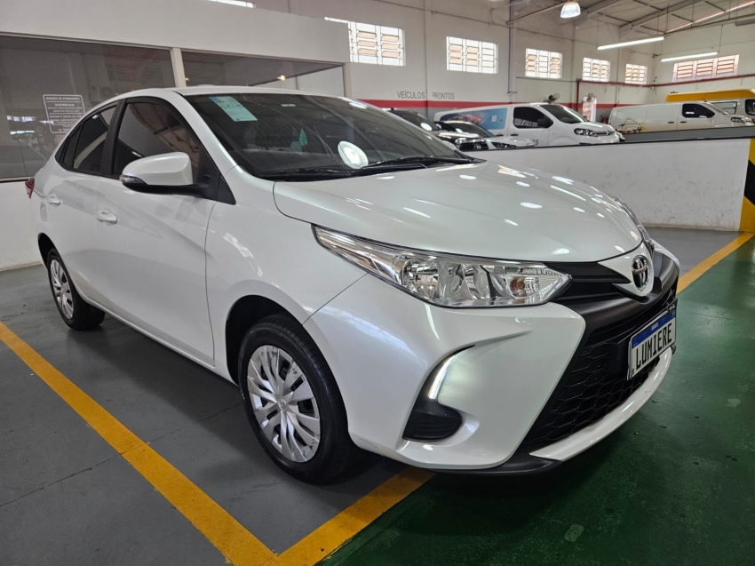 toyota yaris 1.5 16v flex sedan xl multidrive 4p automatico 2024