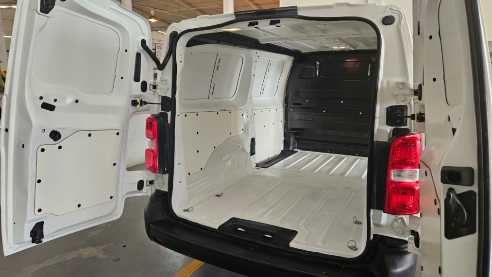 peugeot expert 1.5 bluehdi diesel cargo manual 4p 20245