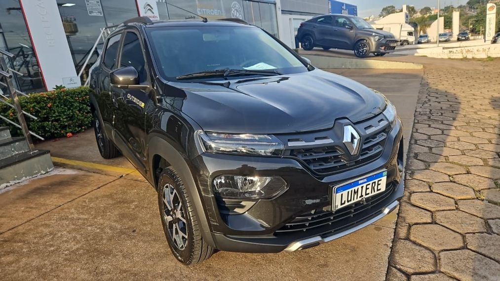 renault kwid 1.0 12v sce flex outsider manual 4p 2025