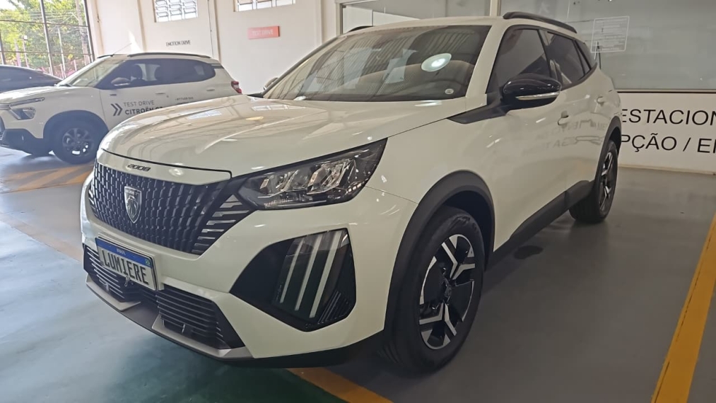 peugeot 2008 1.0 turbo 200 flex active cvt 4p automatico 20252