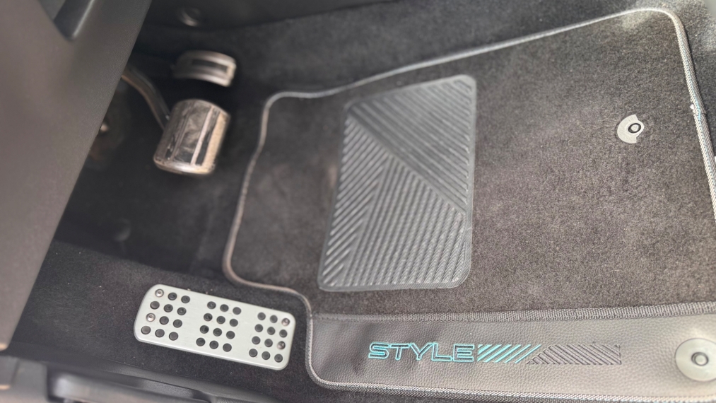 208 style 24/24 t20017