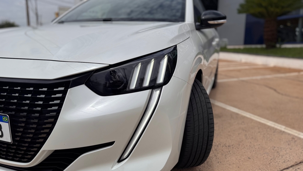 208 style 24/24 t2004