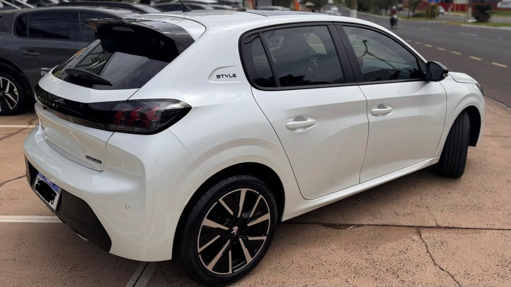 208 style 24/24 t2002