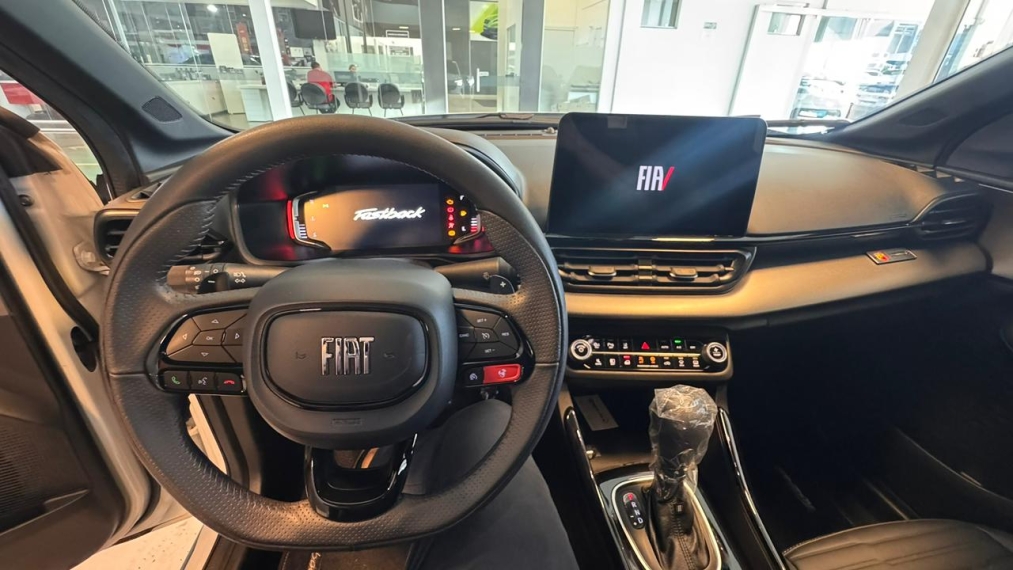 fastback 1.3 turbo limited edition 2023/20239