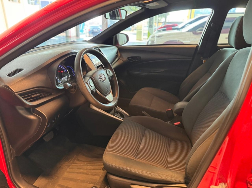 toyota / yaris xl 1.3 flex 16v 5p aut.7