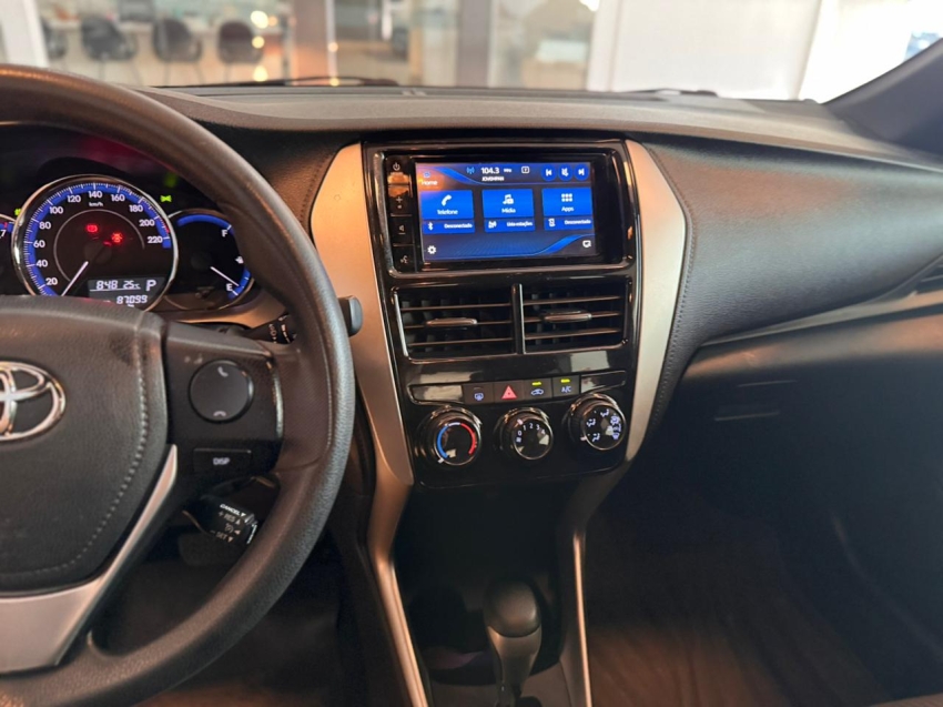 toyota / yaris xl 1.3 flex 16v 5p aut.9