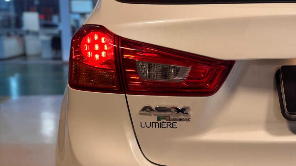 mitsubishi asx 2.0 cvt flex 2017/20187