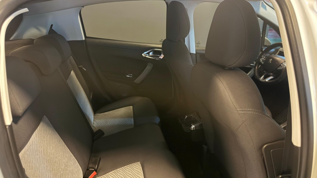 peugeot 208 1.6 allure 16v flex 4p automatico 201611