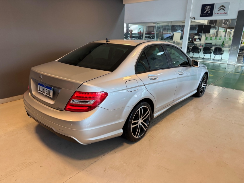 mercedes-benz c180 1.6 turbo sport6