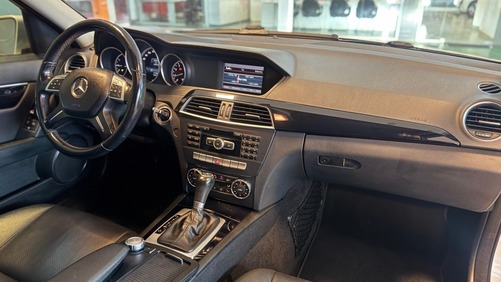 mercedes-benz c180 1.6 turbo sport11