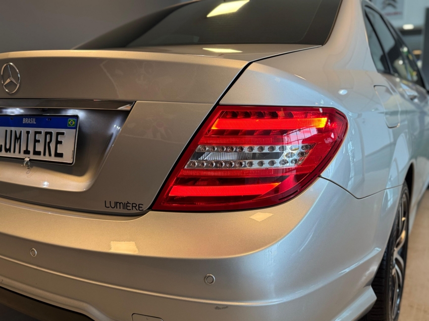 mercedes-benz c180 1.6 turbo sport7