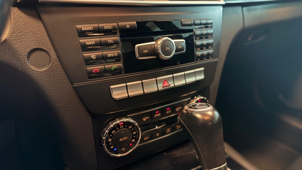 mercedes-benz c180 1.6 turbo sport14