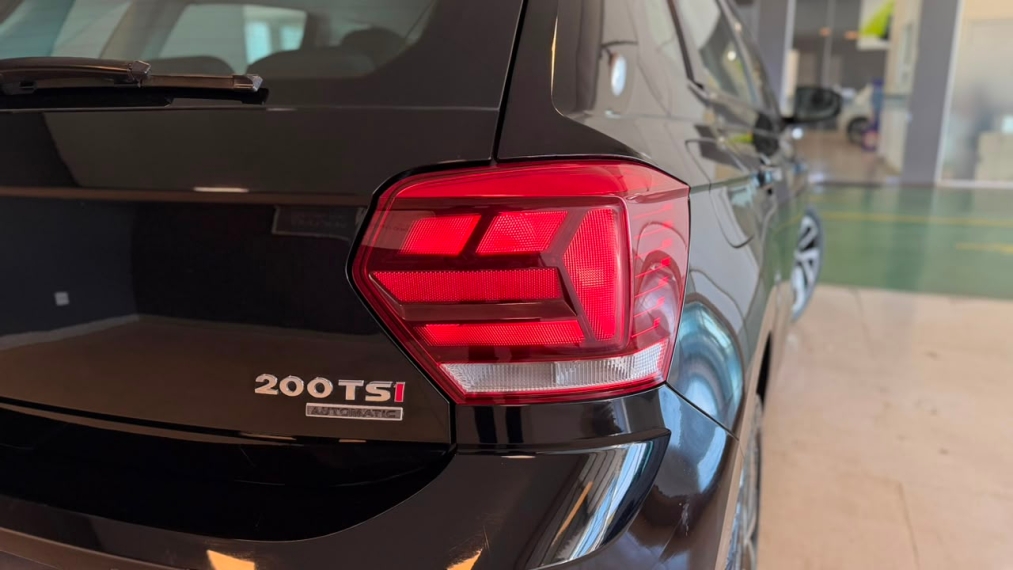 volkswagen polo sense ad 20197