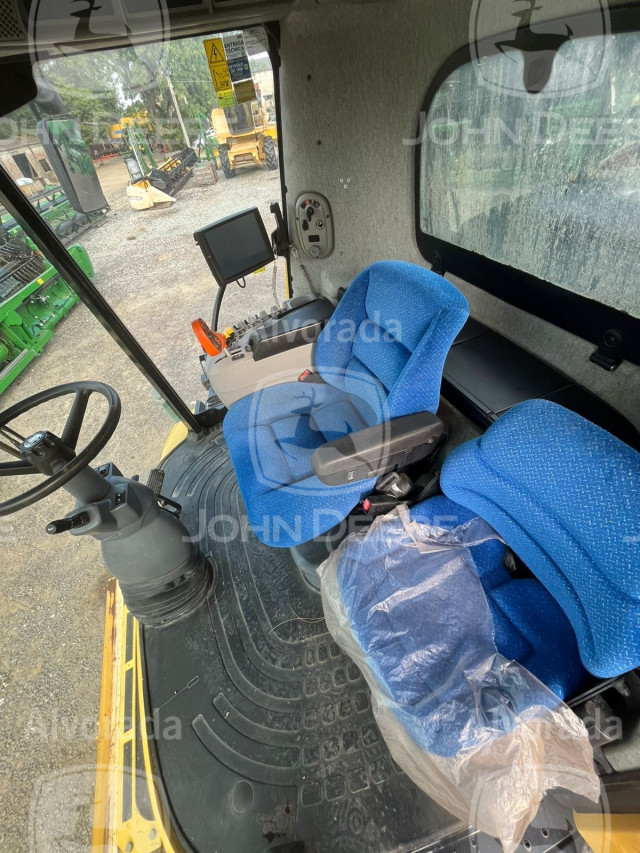 new holland colheitadeira cr 6080 6080/30 diesel automatico 201811
