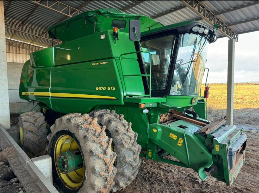 john deere colheitadeira sts 9670 9670/625d diesel automatico 2012 john deere colheitadeira sts 9670 9670/625d diesel automatico 2012