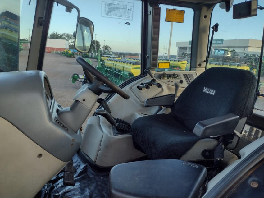 valtra trator bh 210 diesel automatico 20131 valtra trator bh 210 diesel automatico 20131