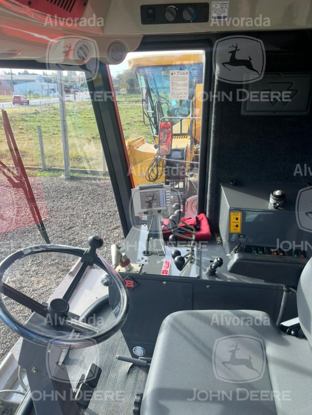 massey ferguson - colheitadeira mod. 5650 ano 20136