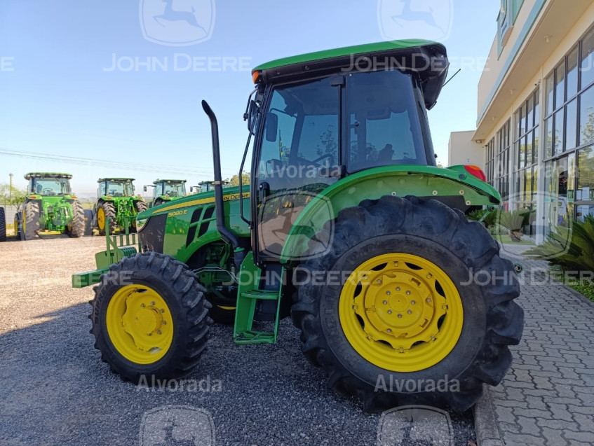 cmq_00015 - trator mod. 5080e ano 2022