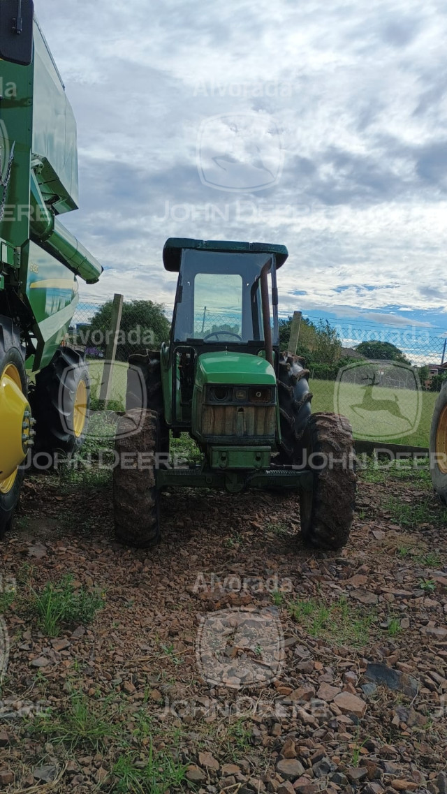 dpe_00018 - trator mod.5603 ano 2010