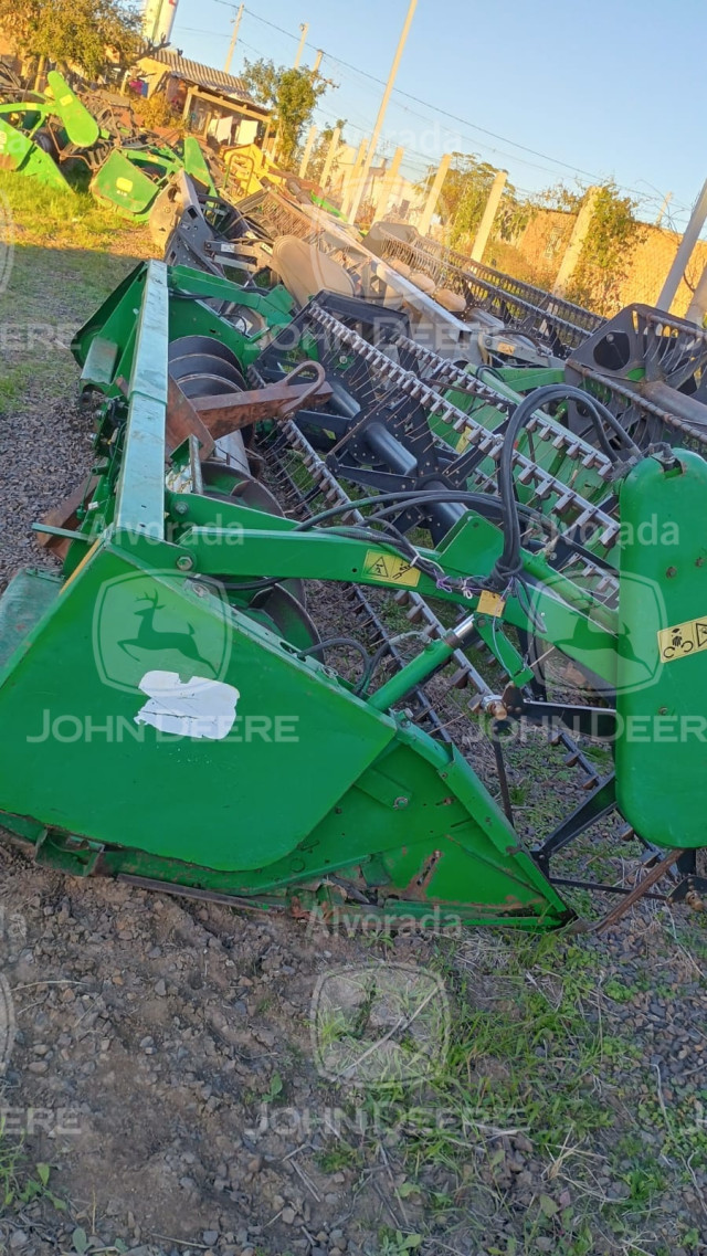 dpe_00020 - colheitadeira mod. 1450 / plataforma de corte 316r7