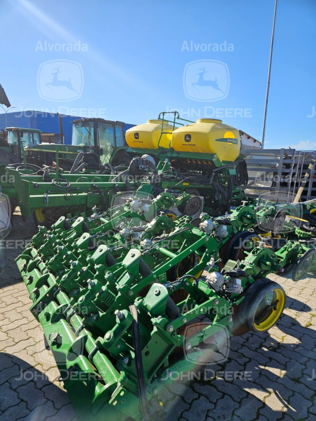 pel_00006 - plantadeira mod. db40 ano 20223