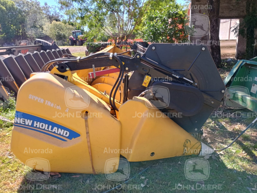 SBO_00020 - Colheitadeira CR 9060 / Plataforma 30 pés - Ano 20145