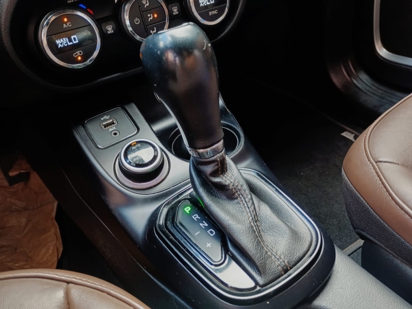 fiat toro 2.0 16v turbo diesel ranch 4wd at9 4p automatico 2019