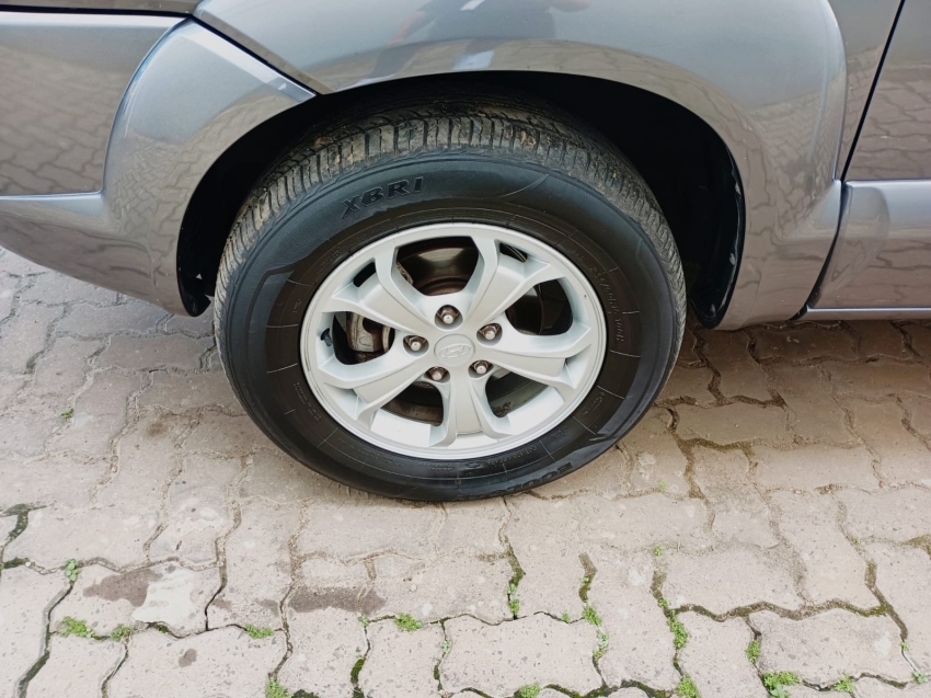 hyundai tucson 2.0 mpfi gls 16v 143cv 2wd flex 4p automatico 2017