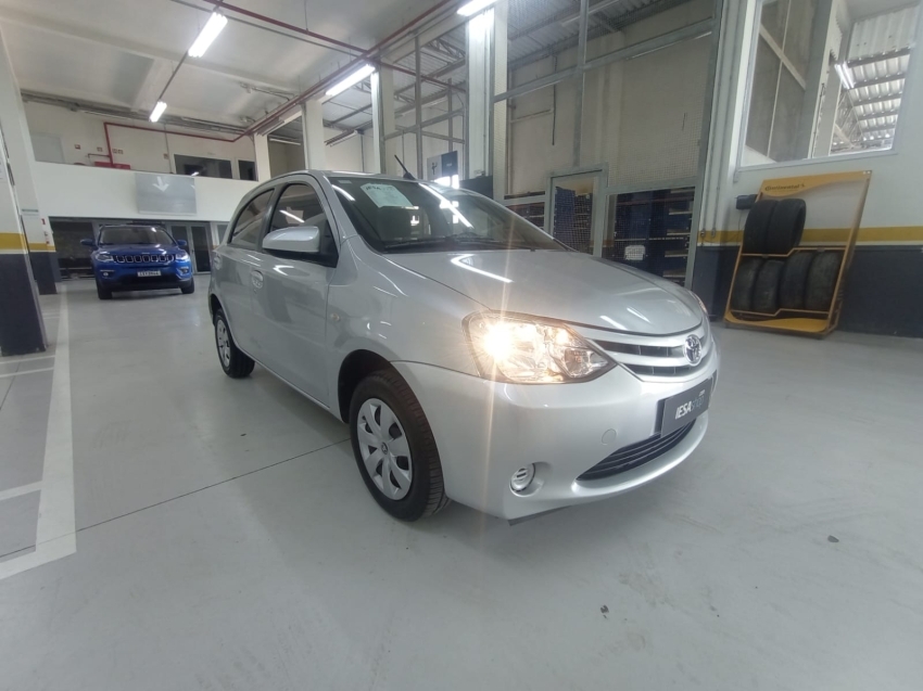 toyota etios 1.5 xs 16v flex 4p manual 2017