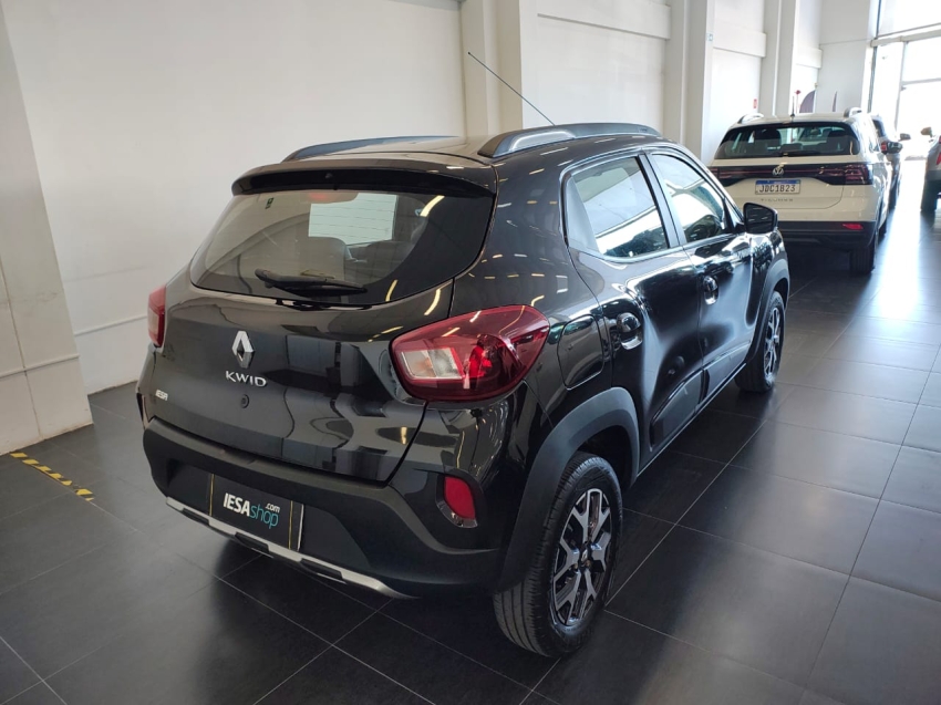 renault kwid 1.0 12v sce flex outsider manual 4p 2025