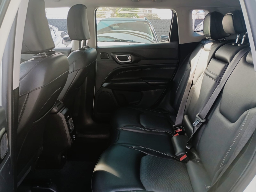 jeep compass 1.3 t270 turbo flex longitude at6 4p automatico 2023
