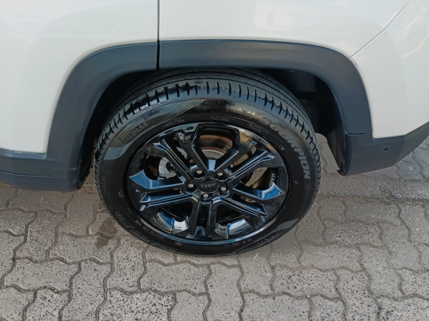 jeep compass 1.3 t270 turbo flex longitude at6 4p automatico 2023