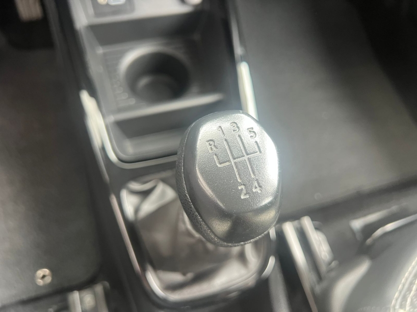 renault kwid 1.0 12v sce flex intense manual 4p 2022