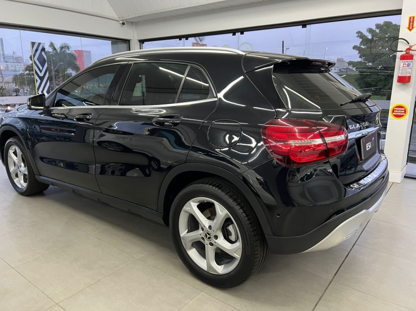 mercedes-benz gla 200 1.6 cgi flex advance 7g-dct gasolina 4p automatico 2018