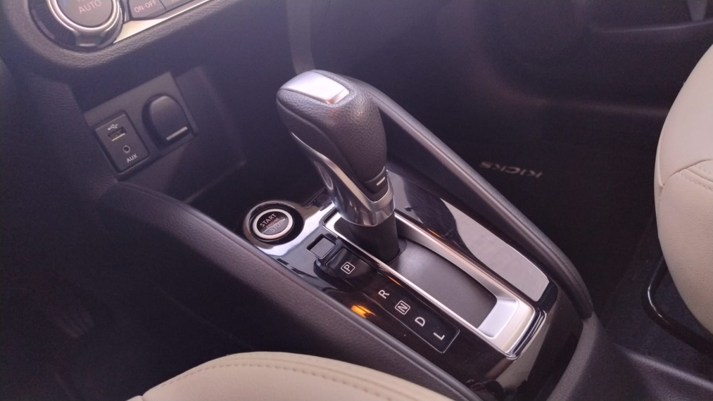 nissan kicks 1.6 16v flexstart sl 4p xtronic flex automatico 2020