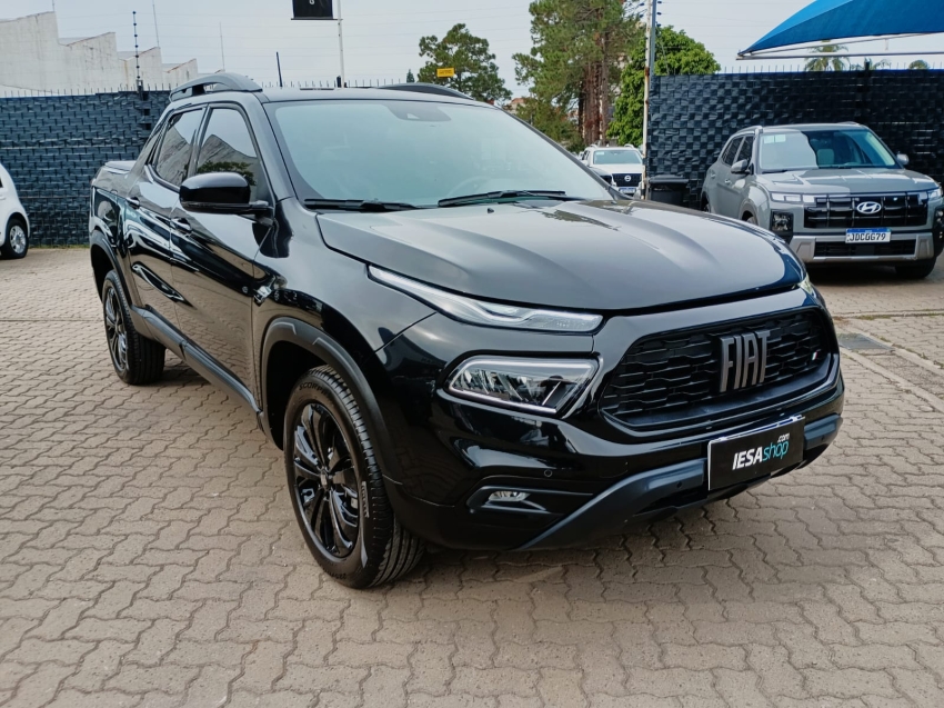 fiat toro 1.3 turbo 270 flex volcano at6 1.8 5p automatico 2025