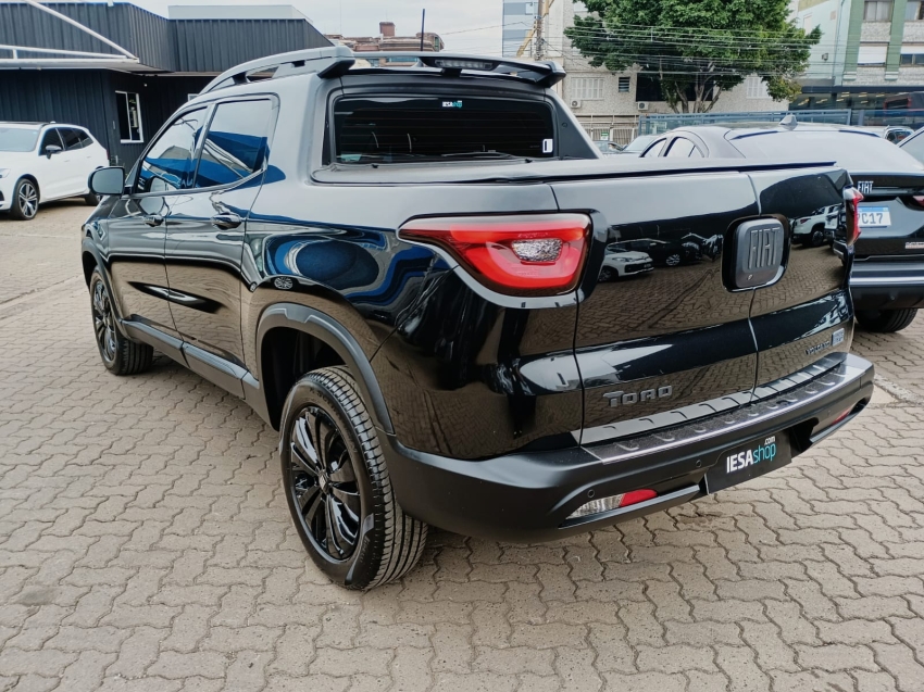 fiat toro 1.3 turbo 270 flex volcano at6 1.8 5p automatico 2025